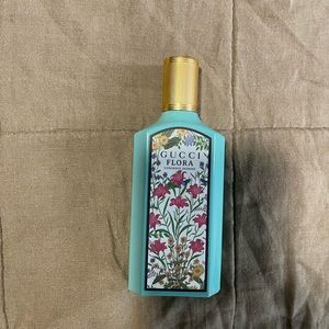 Gucci Flora Gorgeous Jasmine Perfume